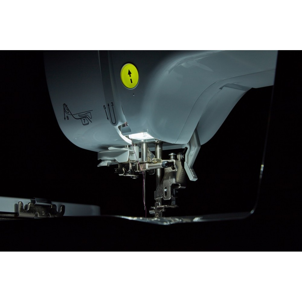 BROTHER INNOV-IS M280D Disney Machine à coudre et à broder familiale